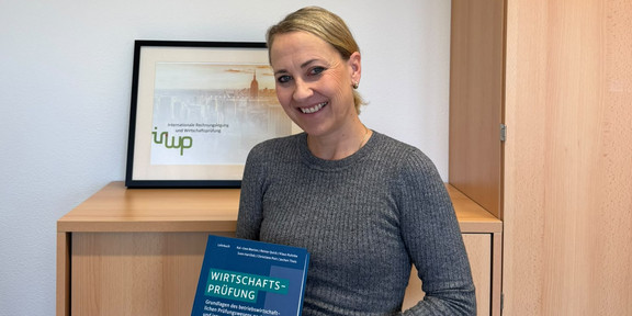 Christiane Pott mit neuer Auflage "Wirtschaftsprüfung"
